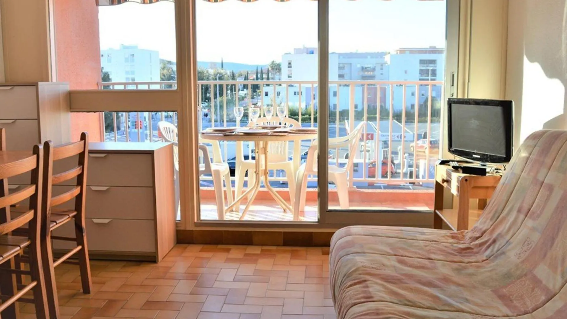 Studio 4 Couchages Proche Plage Avec Parking Et Balcon Au Lavandou - Fr-1-251-557 Le Lavandou France